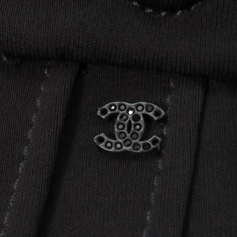 CHANEL Vintage 07A P31259w03945 Little Black Dress Little Black Silk Coco Mark