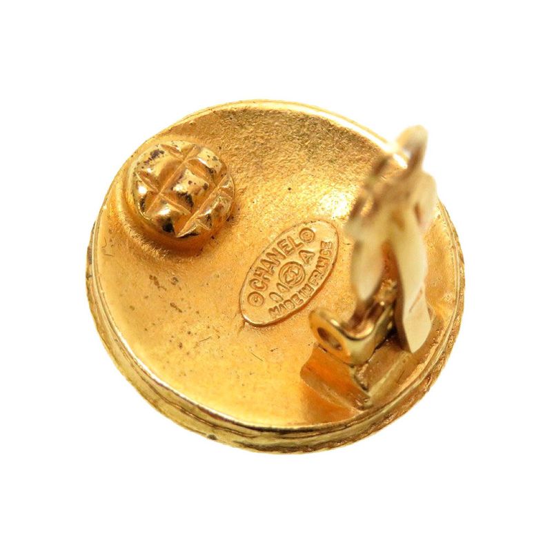 Chanel Coco Mark 04A Metal Gold Vintage Earrings 0060 Chanel
