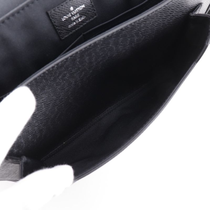 Louis Vuitton Taiga Llama Messenger Bag M30746 Taiga X Monogram Eclipse Canvas