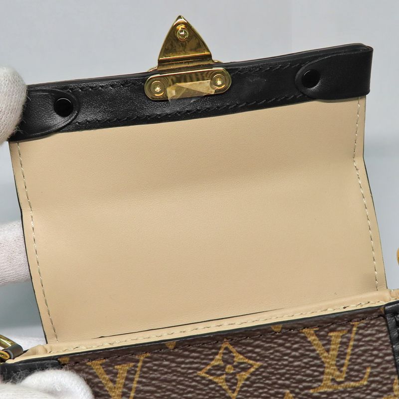 Louis Vuitton Essential Trunk M68566 Monogram Chain Shoulder Bag Party