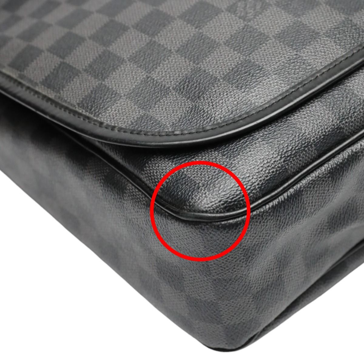 Louis Vuitton Damier Graphite Shoulder Bag Daniel GM