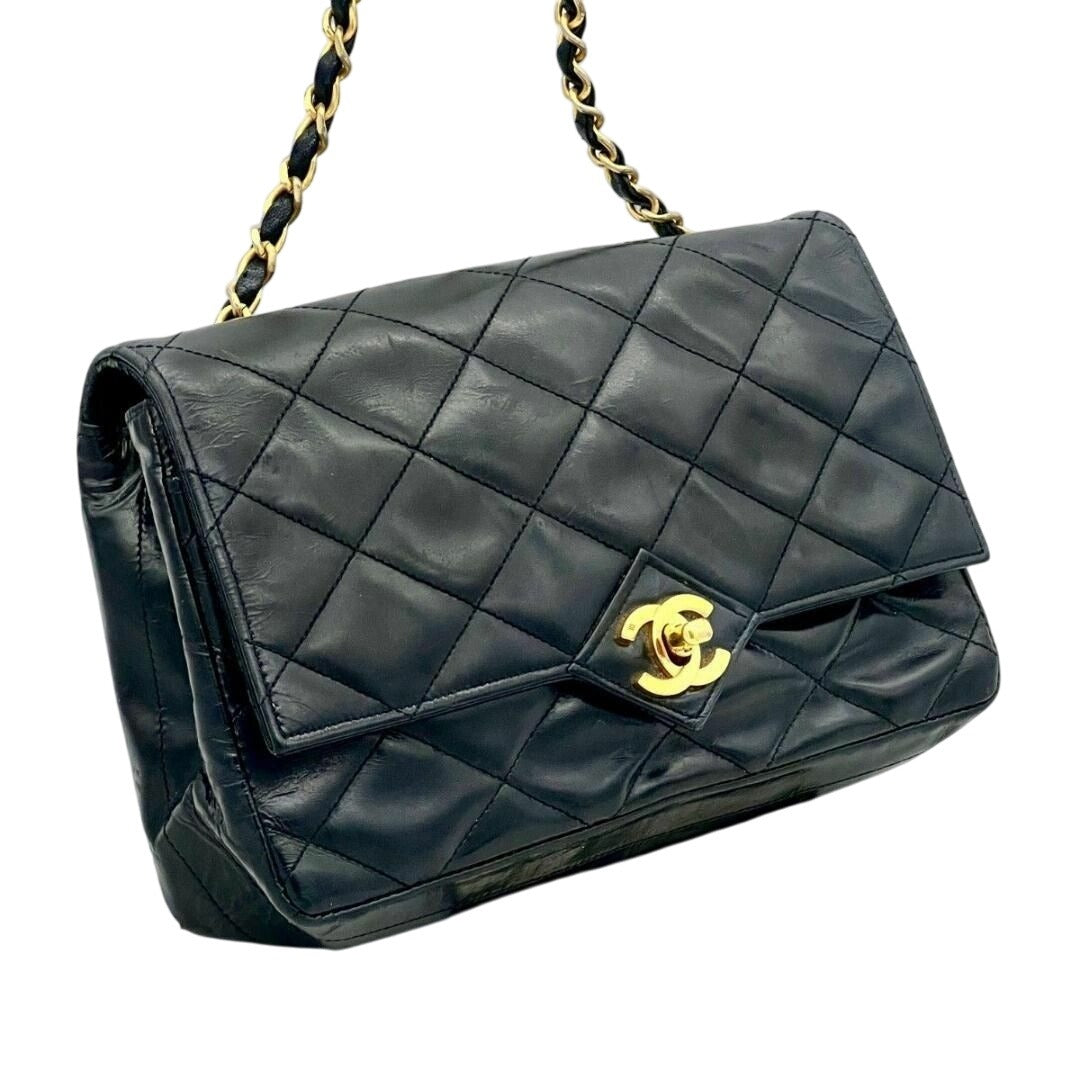 CHANEL Vintage Matelasse Lambskin Leather Quilted Shoulder Bag Chain