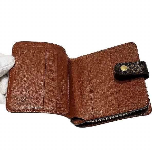 Louis Vuitton Monogram Compact Zip M61667 Bifold Wallet Unisex
