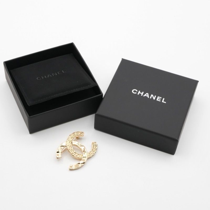 Chanel Brooch Corsage Gold Here Mark