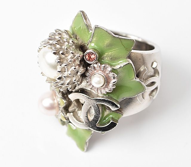 Chanel Ring Coco Mark Pearl Leaf Motif Silver Size 14