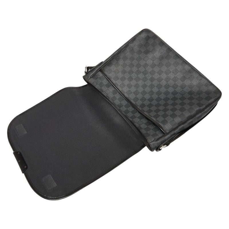 Louis Vuitton Damier Graphite Daniel MM Crossbody Shoulder Bag N58029 Black PVC