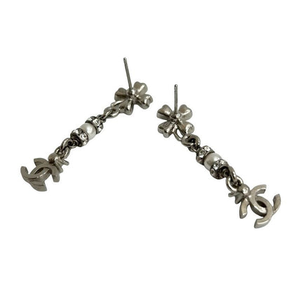 Chanel Coco Mark Clover Motif Metal Rhinestone Fake 23FP