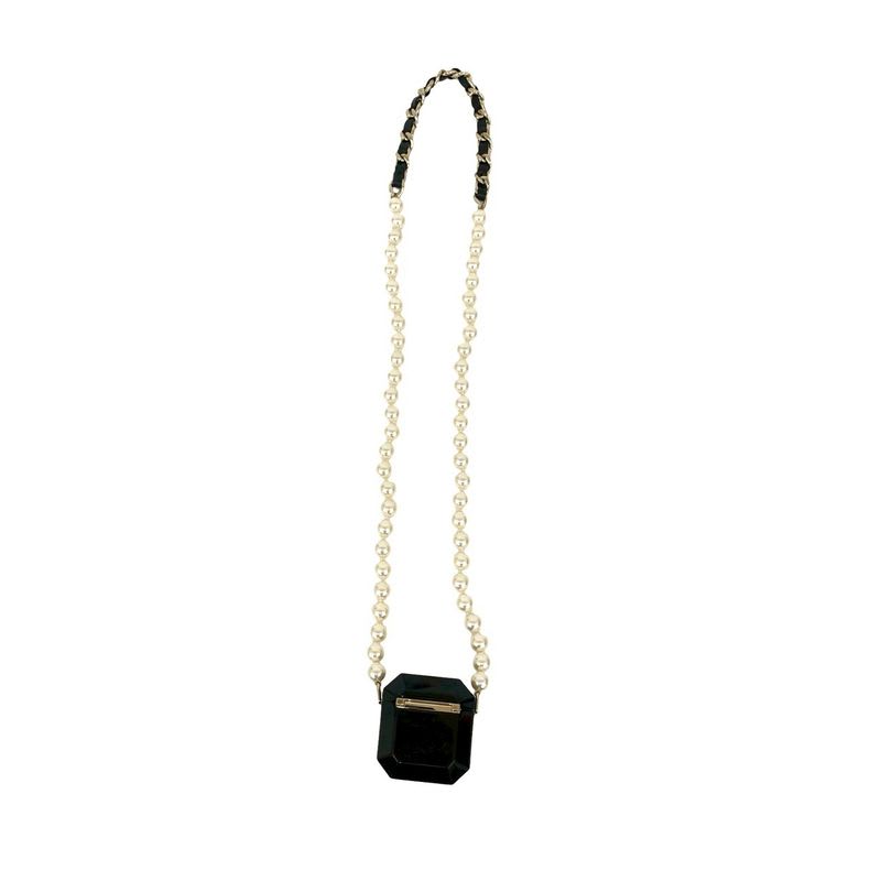 Chanel Airpodspro Necklace Case Chain Lambskin Fake 21BA