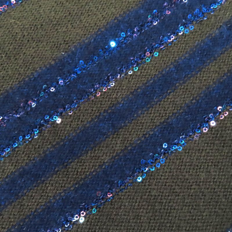 CHANEL P62936 Cashmere Coco Mark Button Coco Button Sequins Striped Long Sleeve