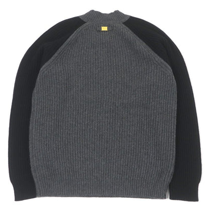 Fendi 2021 Fzy496 100% Cashmere Long Sleeve Knit Sweater With Logo Plate Grey