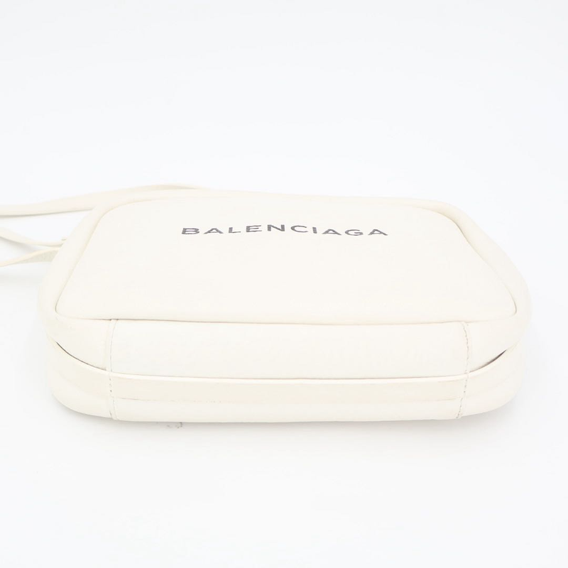 Balenciaga Shoulder Bag Everyday Camera Bag S 489812 White Black Leather