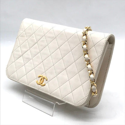 Chanel Quilted Lambskin CC Logo Push Lock Chain Shoulder Bag White