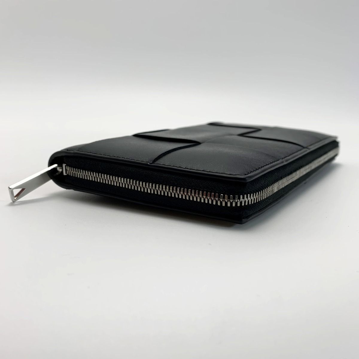 Bottega Veneta Maxi Intrecciato Black Leather 651368 V3u01