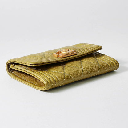 Chanel CARD CASE BOY Chanel CARD CASE Green