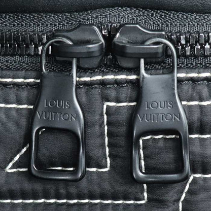 Louis Vuitton LV Snow Discovery Bum Bag PM Body Bag Black M21427 IC Chip