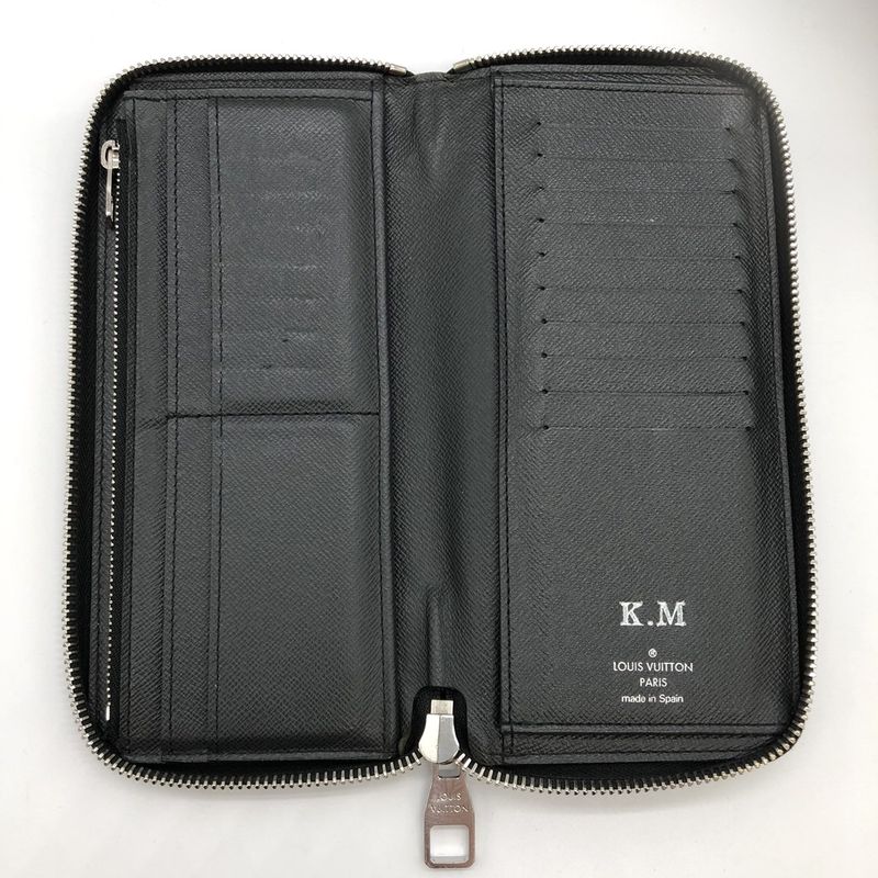 Louis Vuitton Zippy Wallet Vertical M30510 Long Wallet Black Taiga /leather
