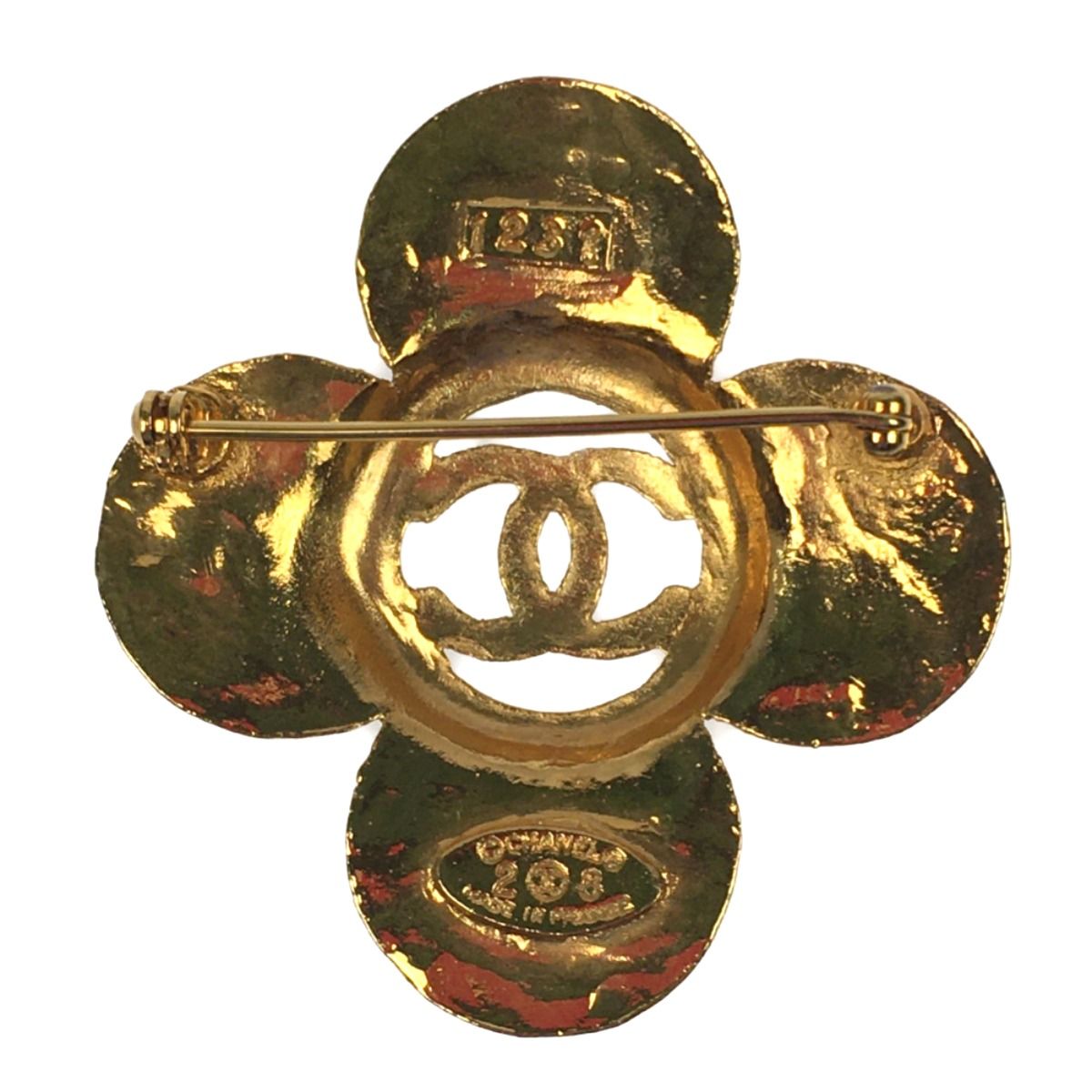 Chanel Brooch Here Mark Cross Flower Gold