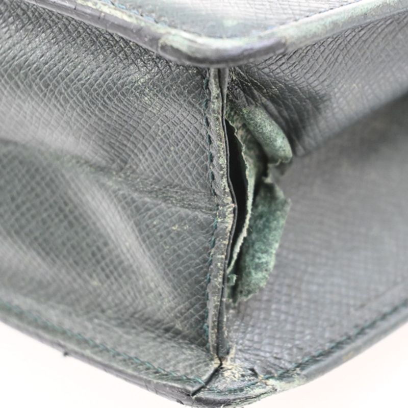 Louis Vuitton Pochette Clade Taiga Clutch Bag M30194 09ka733