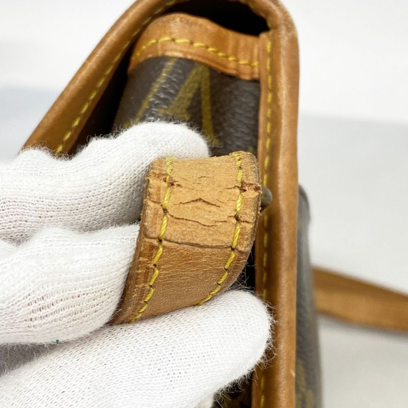 Louis Vuitton Shoulder Bag Monogram Giveshiere PM M42248 Brown Ladies