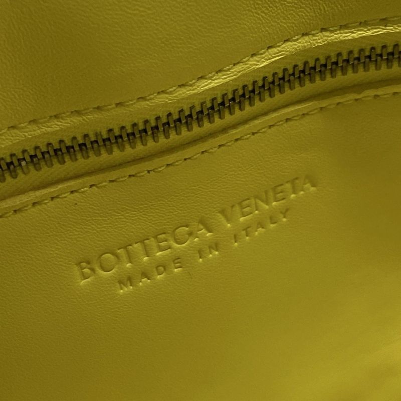 Bottega Veneta Shoulder Bag Padded Cassette Yellow Lambskin