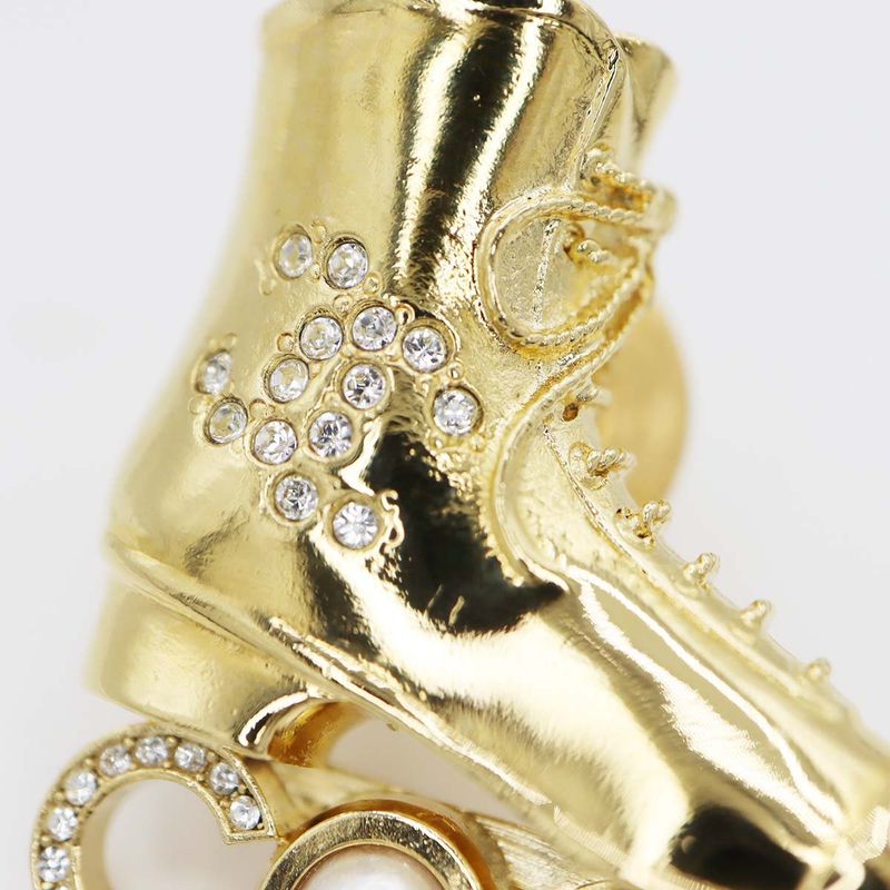Chanel Roller Skate Brooch F24 COCO Mark Faux Pearl Rhinestone Gold Color H18043