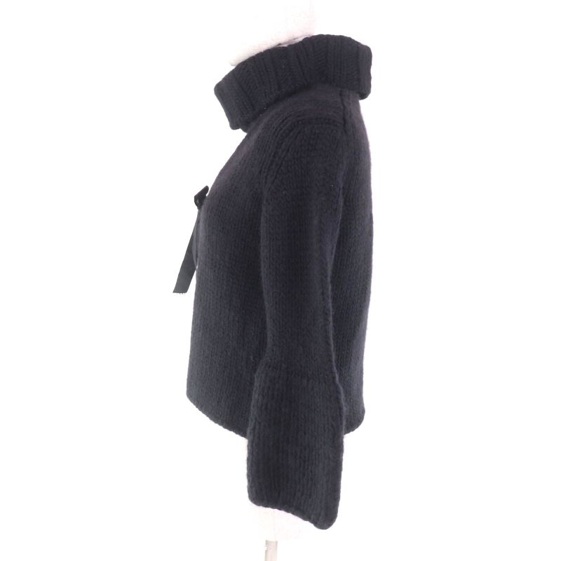 Gucci 104561 V-neck Cardigan + Sleeveless Knit 2-piece Set Thick Knit Ensemble