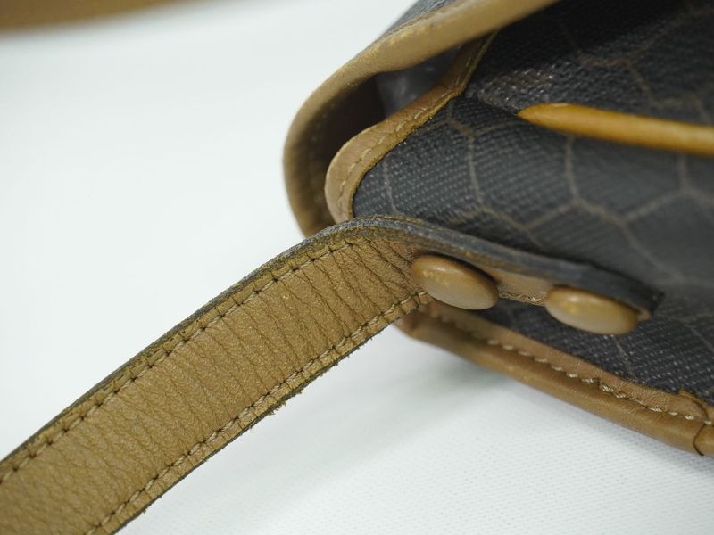 Object Christian DIOR Honeycomb Pattern Shoulder Bag Pochette PVC Black Bag