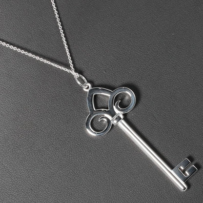 Tiffany & Co Fleur De Liskey 925 Silver Ladies 11.48g Necklace