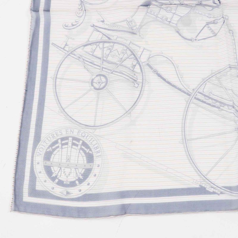 Hermes Gavroche 45 Voitures Enequilibre Elaborate Carriage 100% Silk Scarf