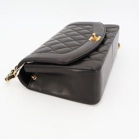 Chanel Matelasse Diana Chain Shoulder Bag Shoulder Bag Black Lambskin