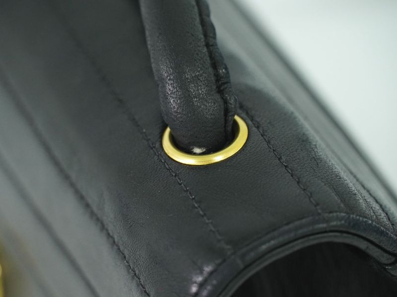 Authentic Chanel Coco Mark Shoulder Bag Pochette Lambskin Leather Black Coco