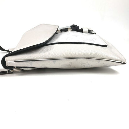 Louis Vuitton Shoulder Bag Flap Messenger M30411 Taiga Leather White