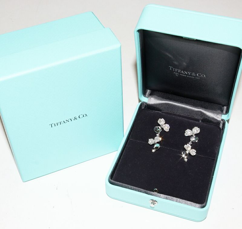 Tiffany & Co Earrings Pt950 Diamond 98P Paper Flower Earrings
