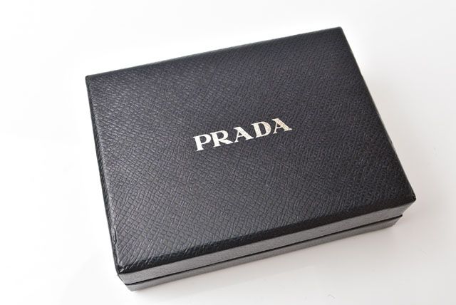 Prada Outlet Key Case Prada Key Holder 2m0025 Saffiano Corner Shape Push