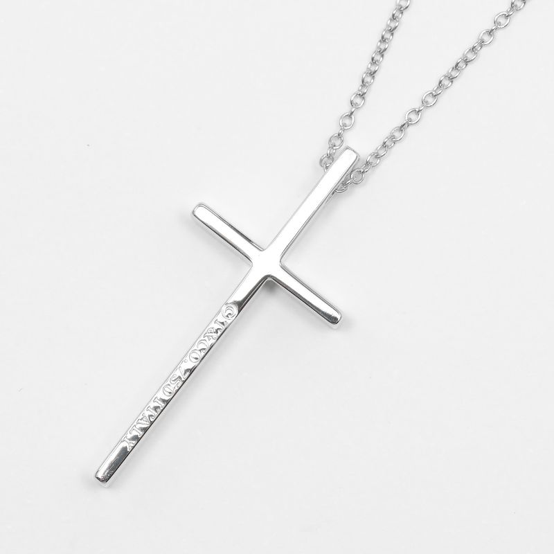 Tiffany & Co Metro Cross 18kwhite Gold Ladies 5.5g Necklace