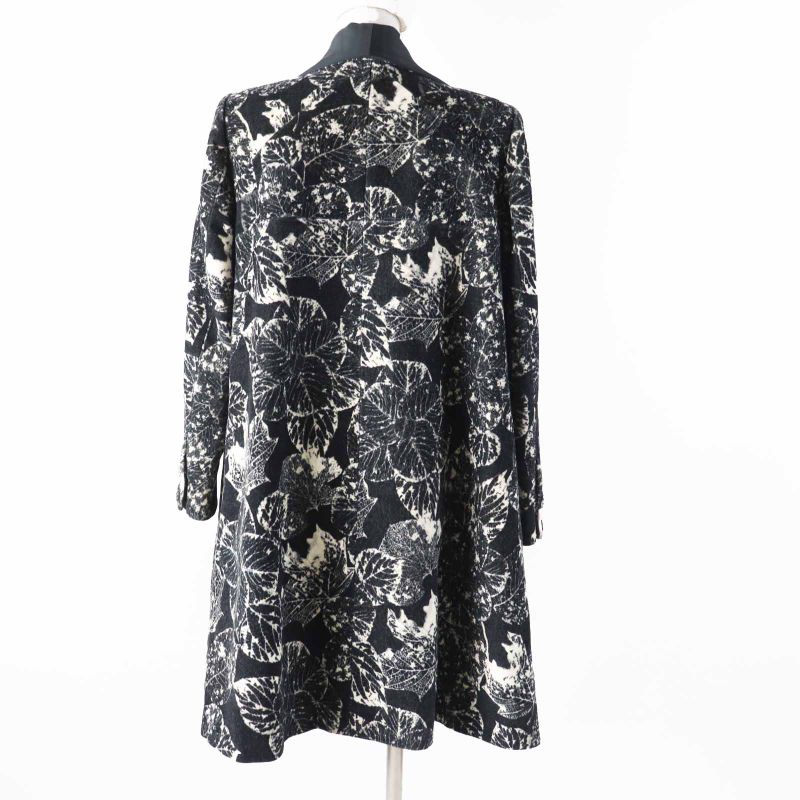 CHANEL P60011 Cotton Partially Lined Silk Coco Mark Buttons Total Pattern Shawl