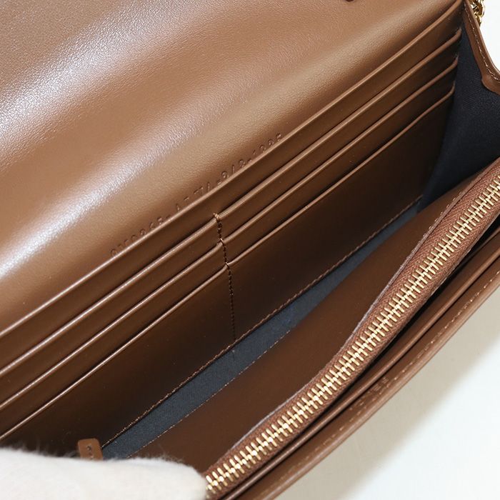 Fendi FF Diamond 8m0365 ALV4 Chain Wallet Leather Women