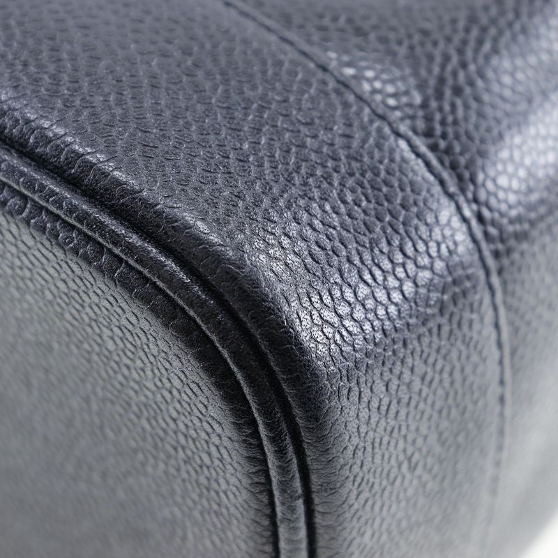 Chanel Vanity Coco Mark Caviar Skin Black Ladies Handbag