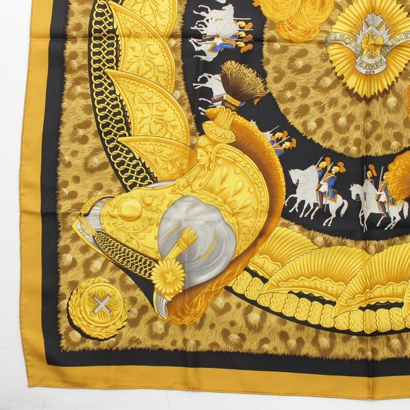 Hermes Carré 90 Casques Et Plumets Faceless Helmet Silk Scarf Horse Gold Black