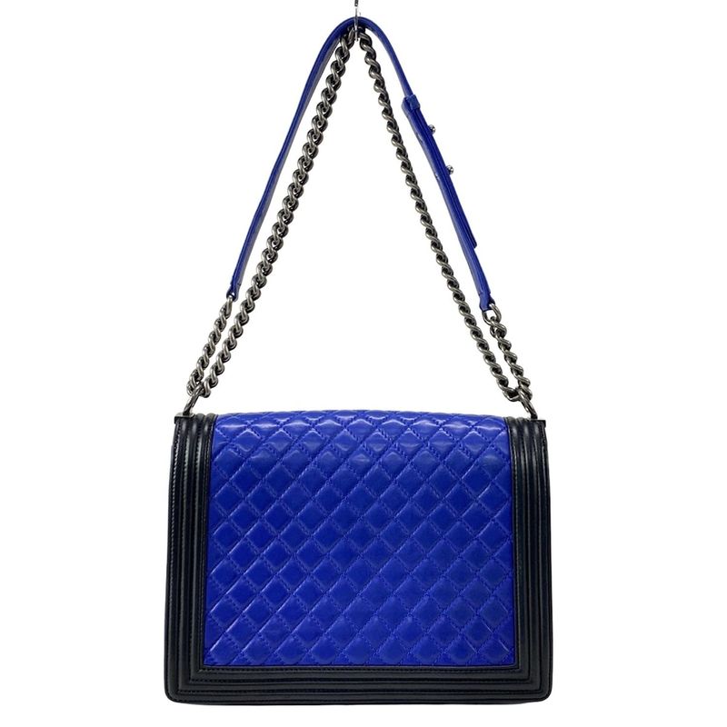 Chanel Shoulder Bag Boy Chanel / Matelasse Blue And Black Chain Shoulder /