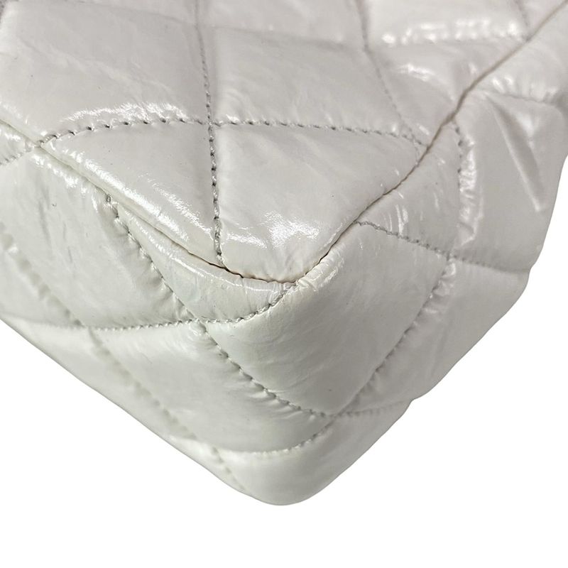 Chanel Shoulder Bag Hobo Bag As3693 White Chain Shoulder / Vintage Gold