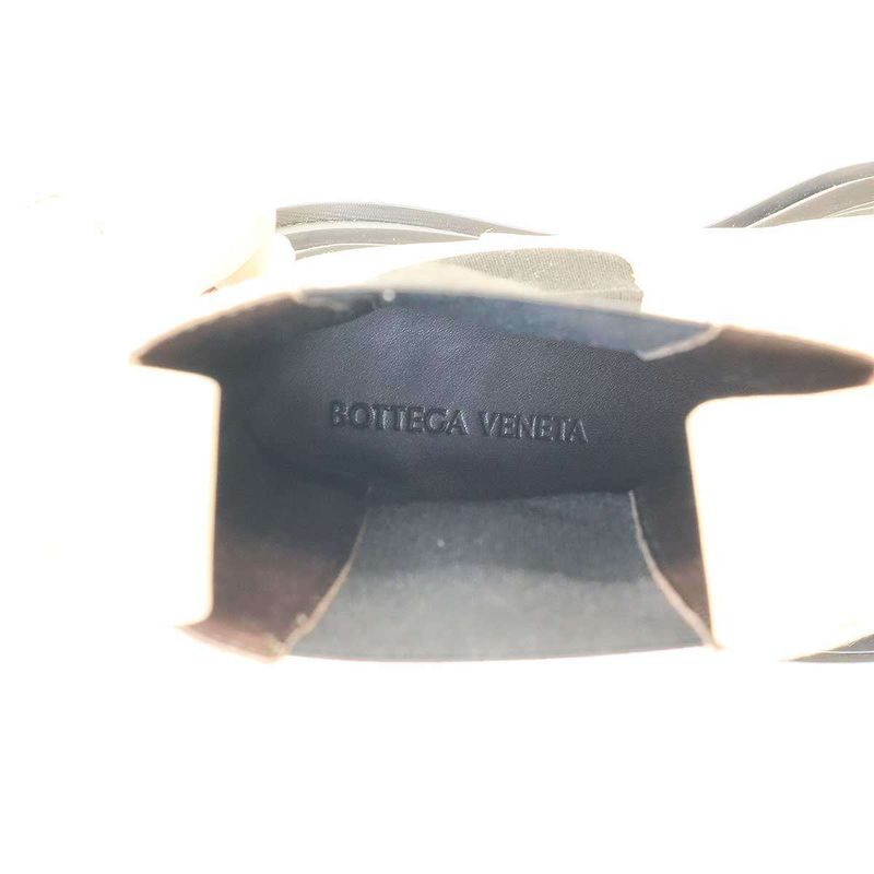 Bottega Veneta Tire Chelsea Boots Off White 35