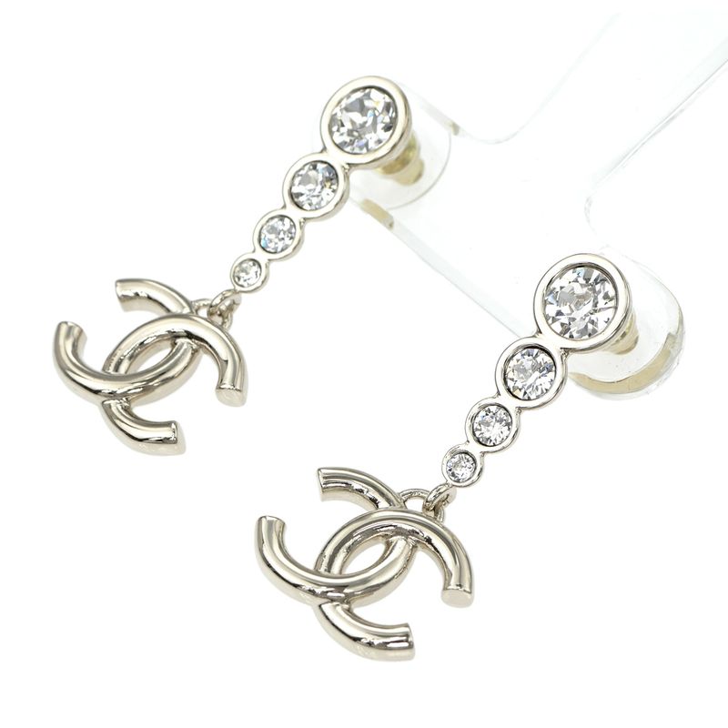 Pair Of Chanel Earrings Coco Mark CC Mark Abe124 B24 B Silver Accessorie