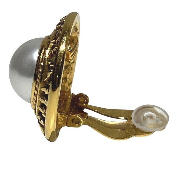 Chanel 2560 Faux Pearl Branded Accessories Earrings Ladies