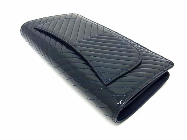 Pattern Chanel Coco Mark V-stitch Patent Leather Foldable Long Wallet Dark