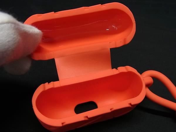 Bottega Veneta Intrecciato Rubber Airpods Case Airpods Case Red Fi1116