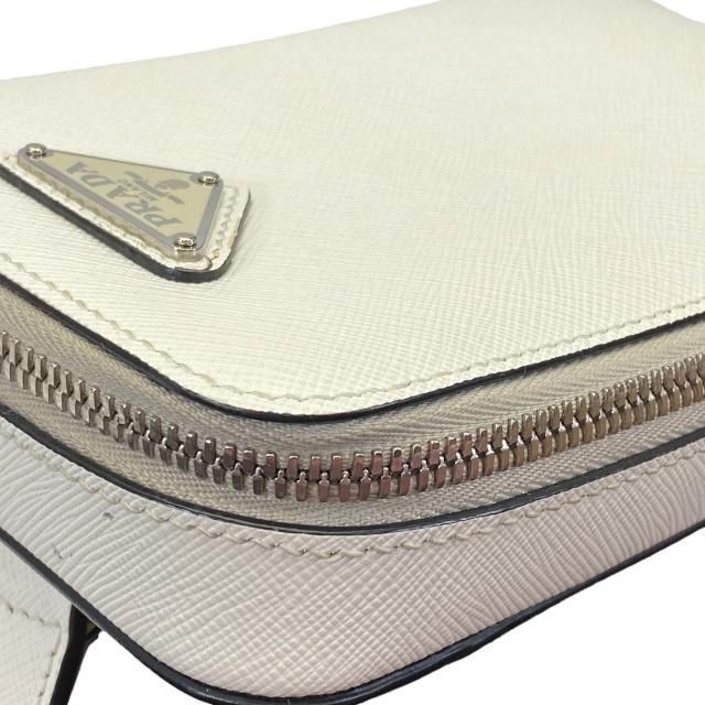 Prada 2vz039 Shoulder Bag Body Bag Mini Bag Triangle Logo Leather White