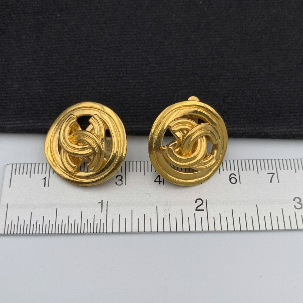 CHANEL 24K Earrings Vintage CC Gold Plated Clip-On Round Medallion Logo 1996 96P