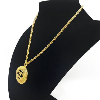 Chanel CC Vintage 24K Gold Necklace Chain Paris Medallion Pendant
