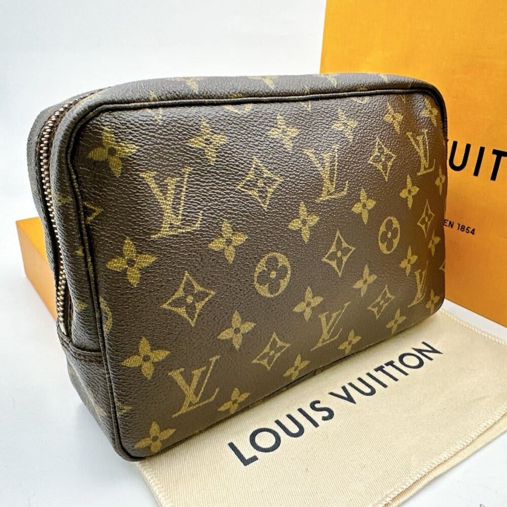 Louis Vuitton Monogram Trousse Toilette 23 Cosmetic Pouch Vanity Case